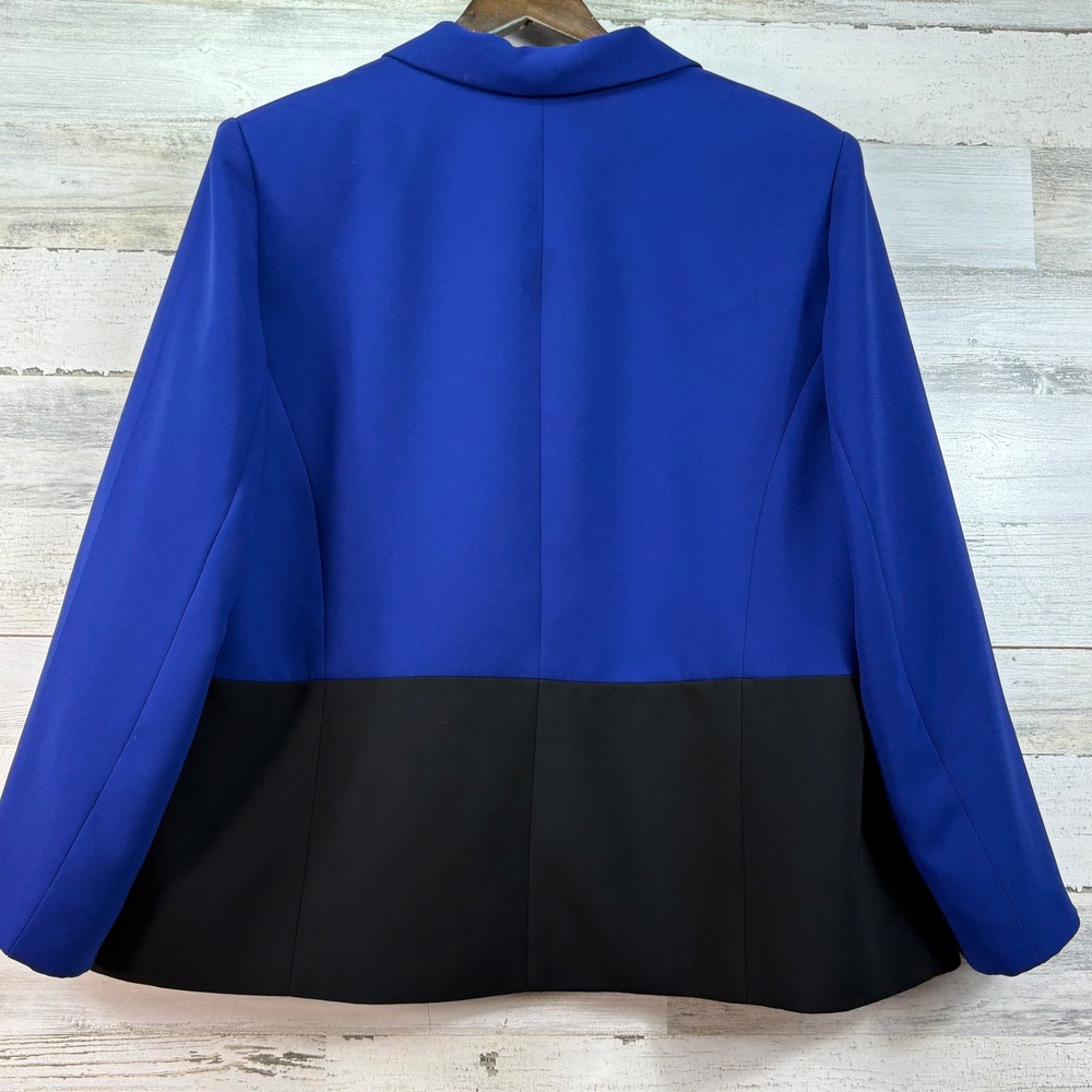 Le Suit Woman Blazer 20W Blue Black Colorblock Button Front Professional Jacket - Picture 2 of 11